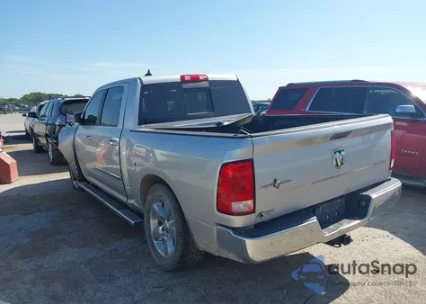 2015 Ram 1500 Slt z USA, uszkodzony, nr VIN 1C6RR6LG6FS613625
